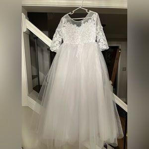 NWOT girls size 8 First communion/bridesmaid dress